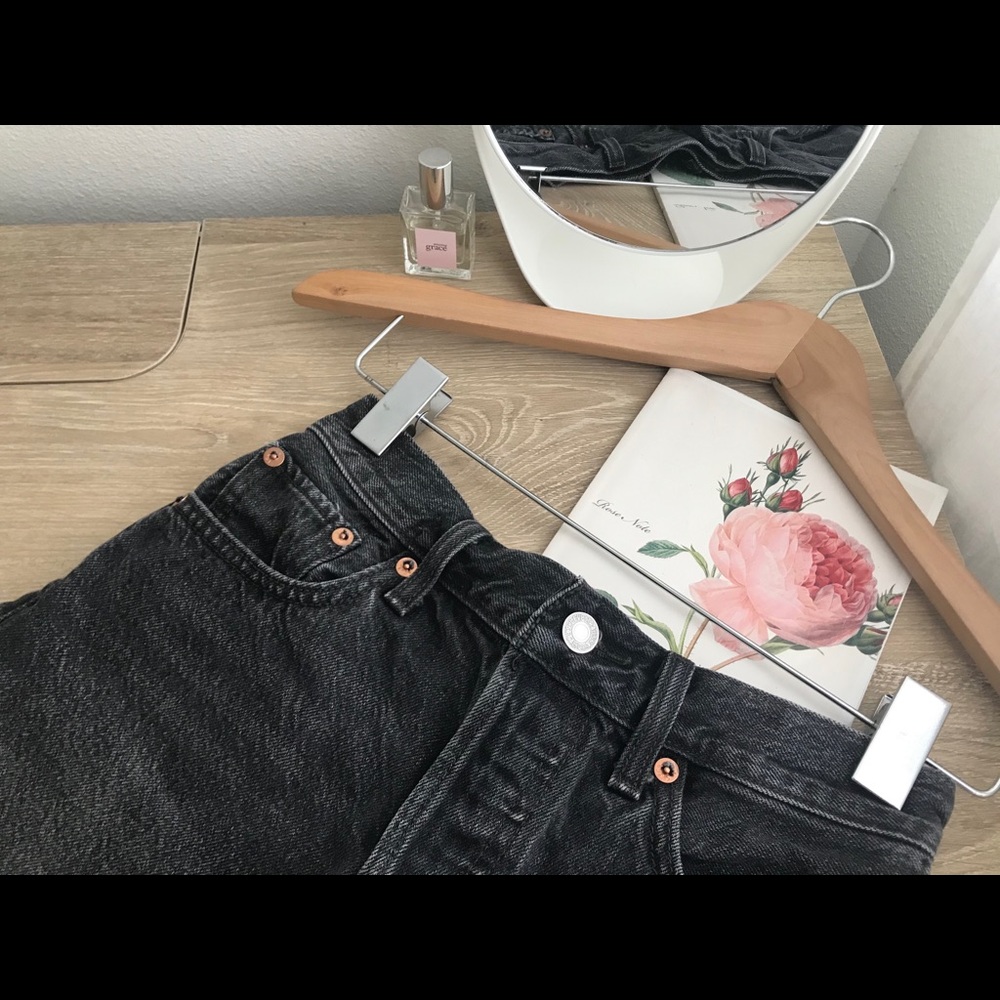 Levi's High-Rise Wedgie Cutoff Shorts